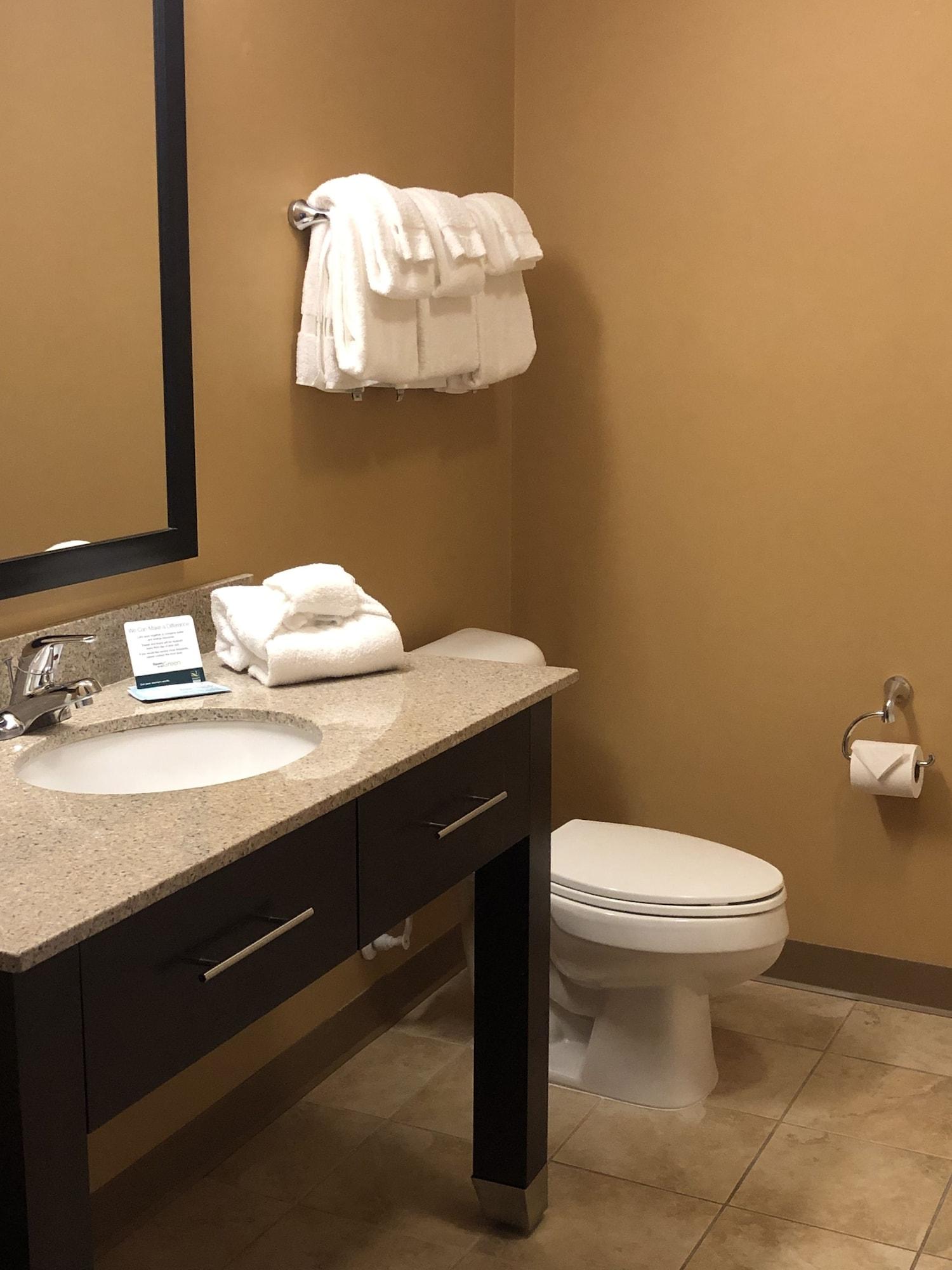 Quality Inn & Suites Minot Kültér fotó