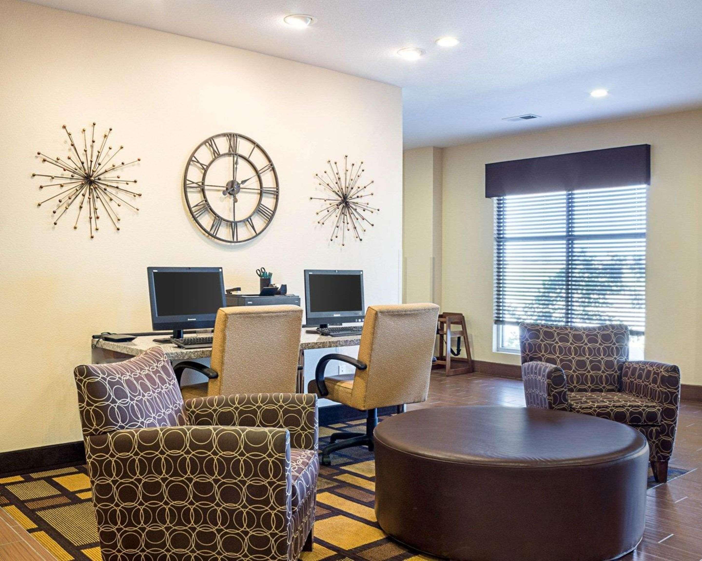 Quality Inn & Suites Minot Kültér fotó