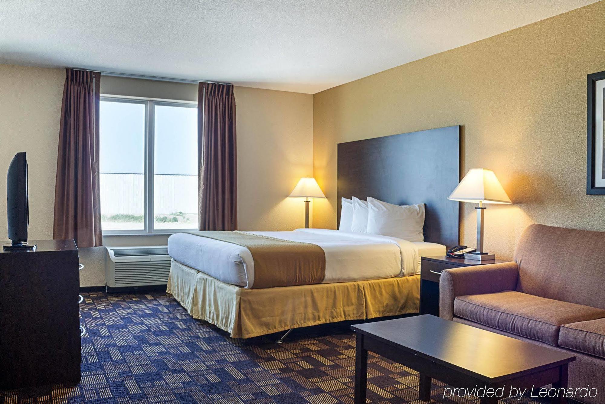 Quality Inn & Suites Minot Kültér fotó